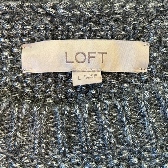 Loft - Gray and Black Sweater - Size L - Picture 5 of 6